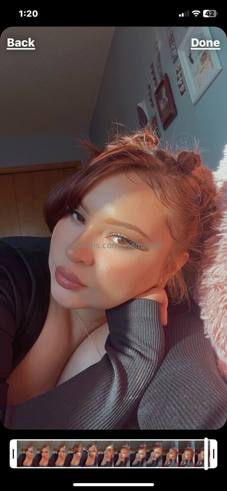 Naken läckt OnlyFans-bild av Mamiimilk