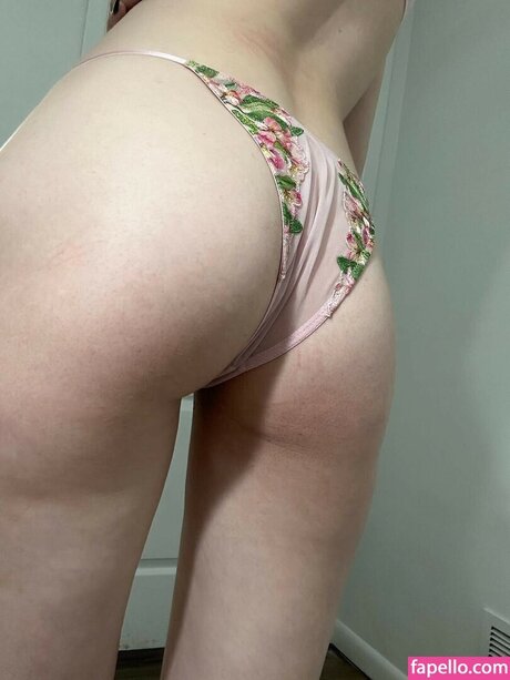 Naakte gelekte OnlyFans-foto van Madisonblairrr