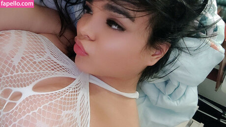 Nacktes geleaktes OnlyFans-Foto von Pinkbubble987