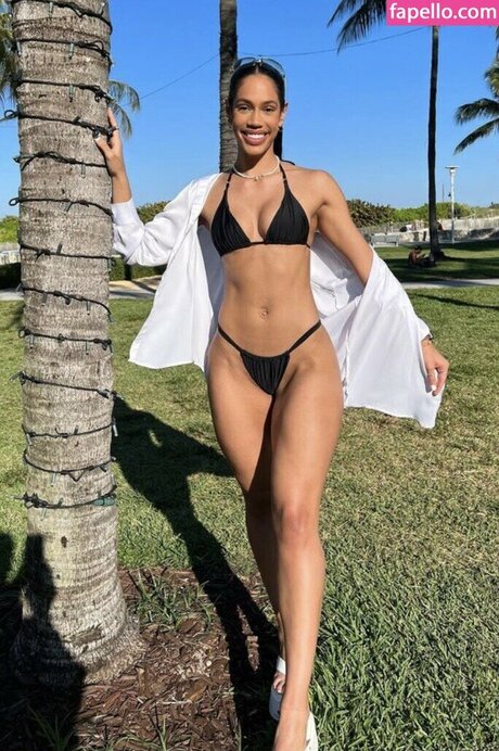 Foto nua vazada do OnlyFans de Savannah Pesante