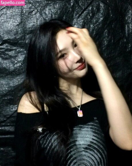 Park Sooyoung