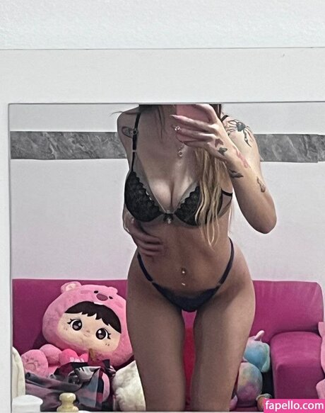 Naken läckt OnlyFans-bild av Celiett