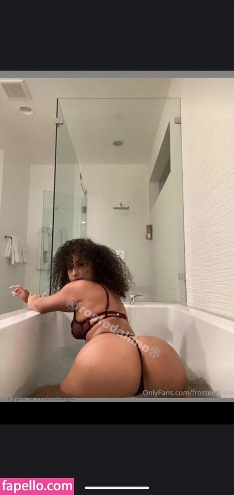 Обнаженная фотография утечки OnlyFans от Frosted Aliine