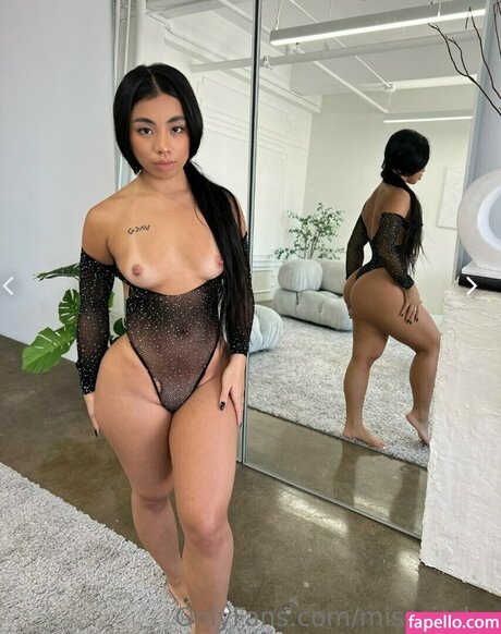 Naken läckt OnlyFans-bild av Miss Cindy
