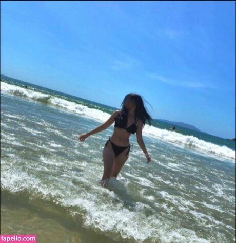 Nacktes geleaktes OnlyFans-Foto von Nameluaa
