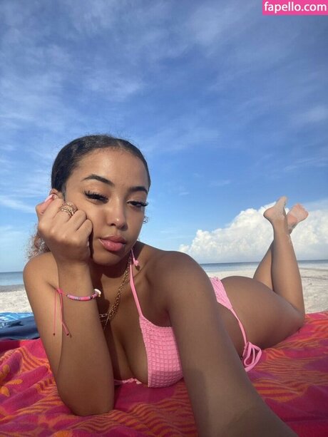 Foto nua vazada do OnlyFans de Emmasupremacyy