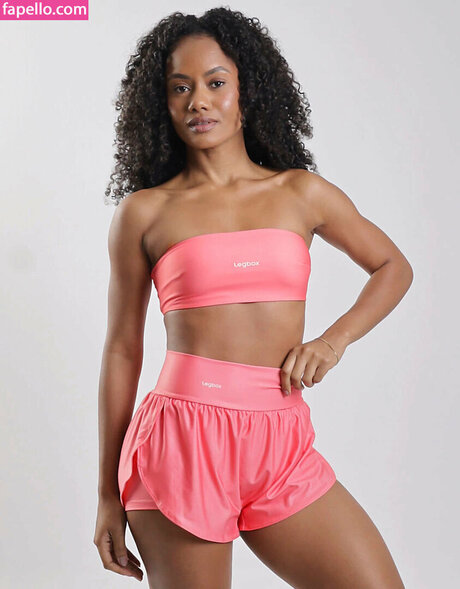 Foto nua vazada do OnlyFans de Acassia Diniz