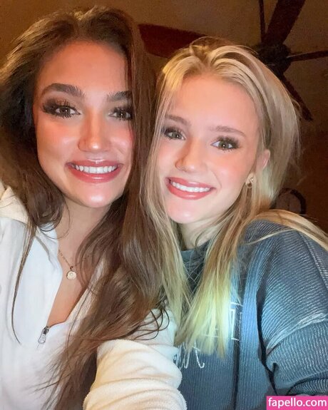 Alaston vuotanut OnlyFans-kuva Katie Thompson