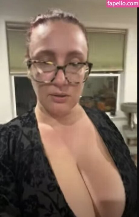 Foto nua vazada do OnlyFans de Refashionedhippie