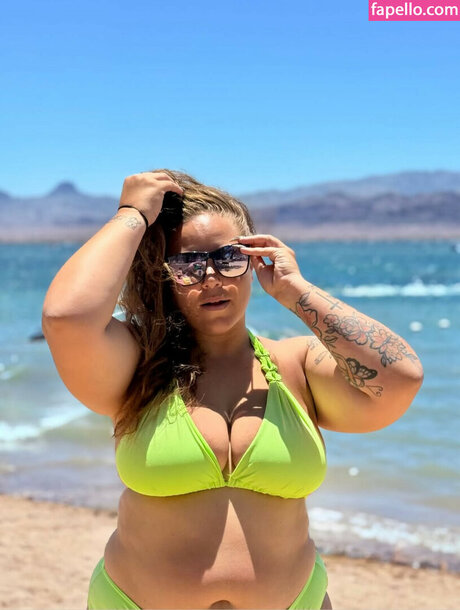 Alaston vuotanut OnlyFans-kuva Mikayla Shea