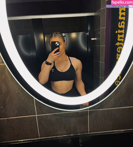 Leeana Houston