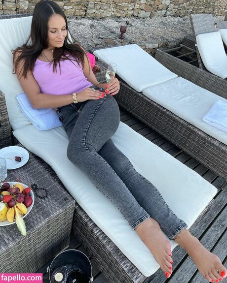 Naken läckt OnlyFans-bild av Katsiaryna Kavaleva