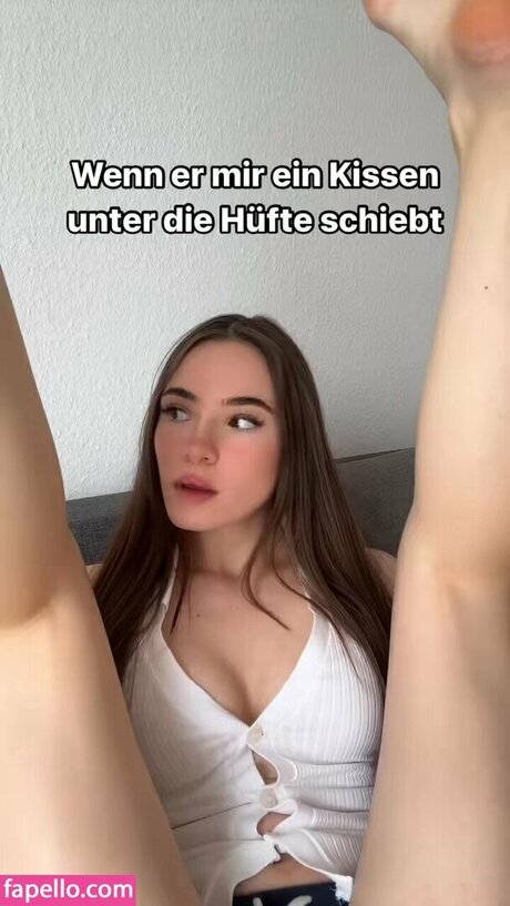 Naken läckt OnlyFans-bild av Lana Grace
