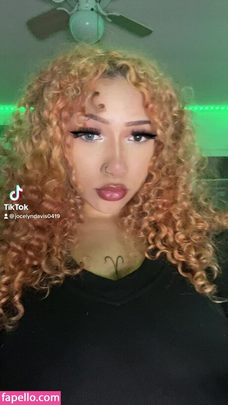 Naken läckt OnlyFans-bild av Jocelyn Davis419