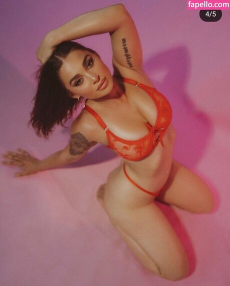 Nacktes geleaktes OnlyFans-Foto von Madeleinerosee