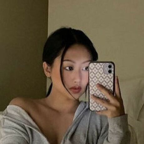 Обнаженная фотография утечки OnlyFans от Kaylee Hawj
