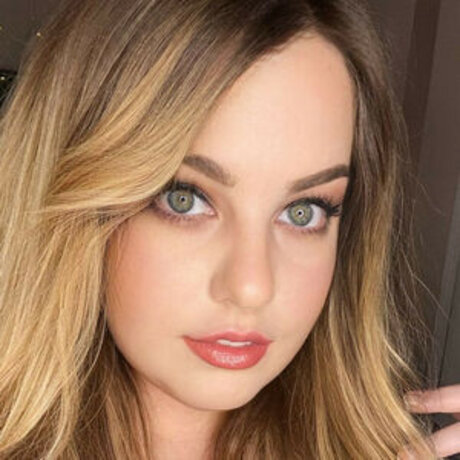 Naken läckt OnlyFans-bild av Pastaroniravioli