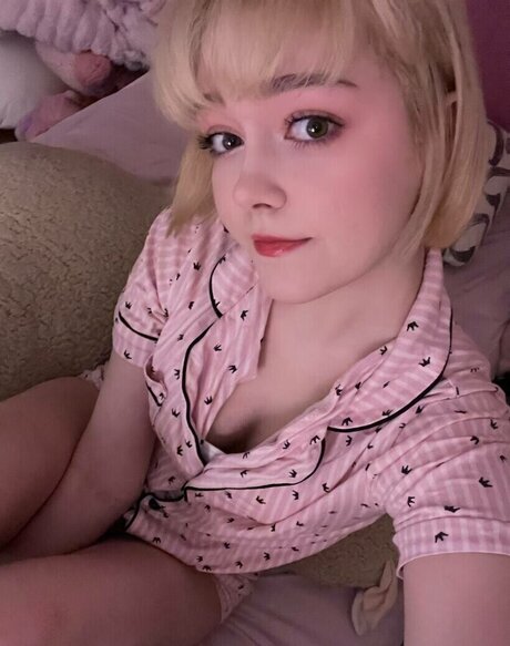 Naken läckt OnlyFans-bild av Yoyoniii