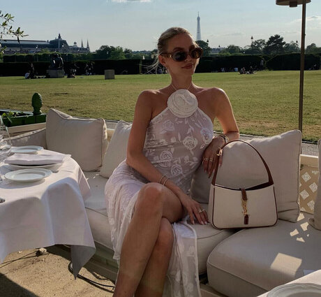 Naken läckt OnlyFans-bild av Leonie Hanne