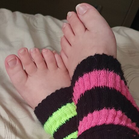 Naken läckt OnlyFans-bild av Amourfeet