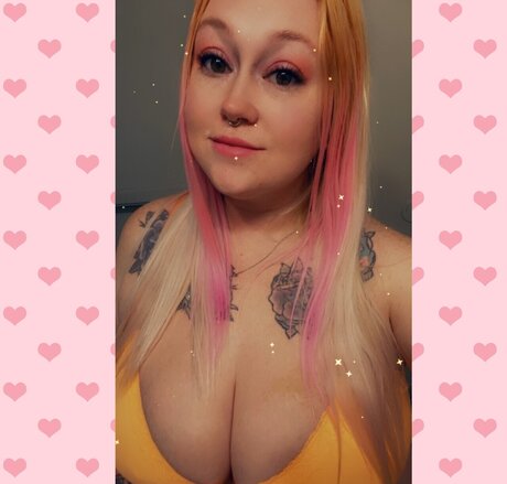 Naakte gelekte OnlyFans-foto van Jess