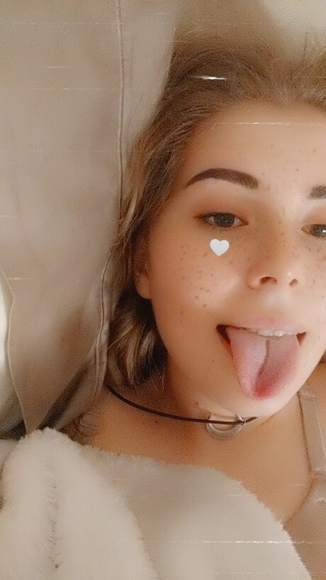 Naken läckt OnlyFans-bild av Riley