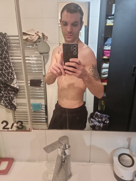 Naken läckt OnlyFans-bild av Christian Boulet