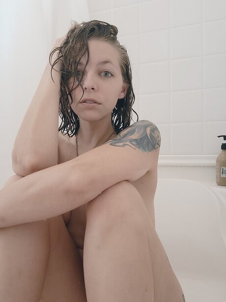 Обнаженная фотография утечки OnlyFans от Wowzysir