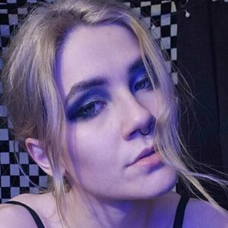 Adalindgrayfree