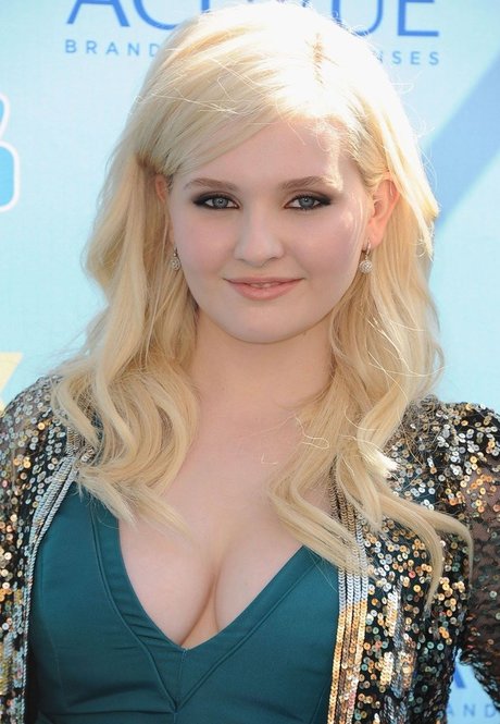 Foto nua vazada do OnlyFans de Abigail Breslin