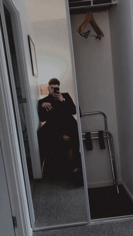 Foto nua vazada do OnlyFans de Big Ezey