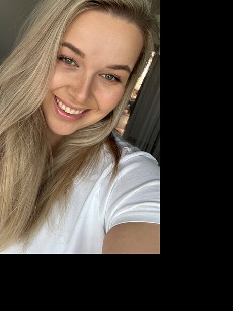 Обнаженная фотография утечки OnlyFans от Nikky Dream