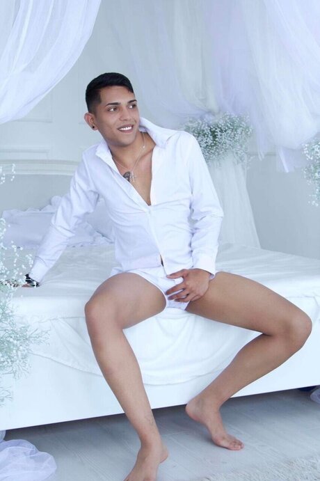 Foto nua vazada do OnlyFans de Benike