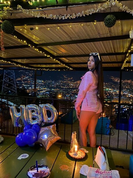 Foto nua vazada do OnlyFans de Kendall Secrets