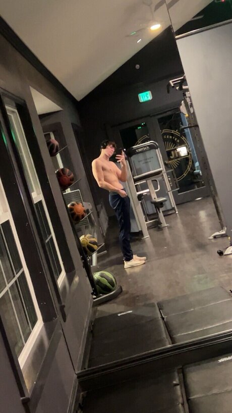 Alaston vuotanut OnlyFans-kuva Cam