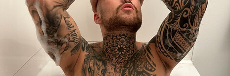 Alaston vuotanut OnlyFans-kuva Xander