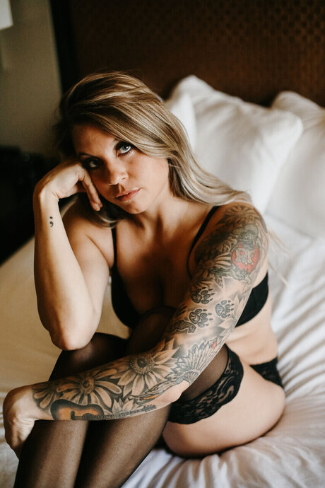 Naken läckt OnlyFans-bild av A Wal
