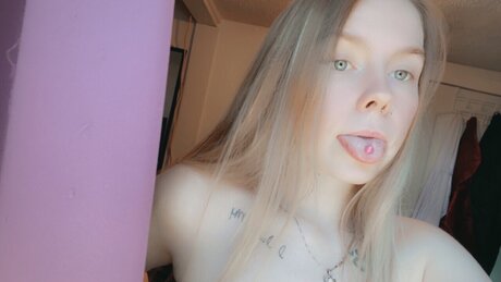 Обнаженная фотография утечки OnlyFans от Lilpuddle