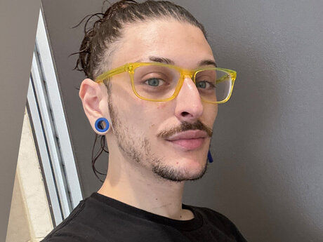 Naken läckt OnlyFans-bild av Joehoney22
