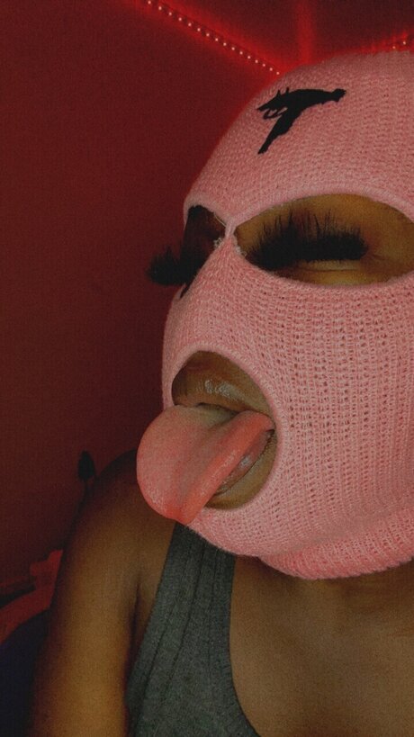 Обнаженная фотография утечки OnlyFans от Pinkchocolate