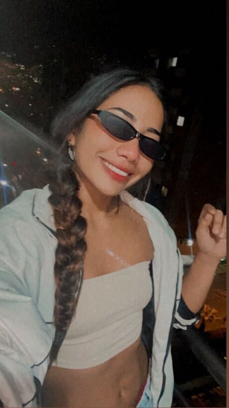 Naken läckt OnlyFans-bild av La Pili Val