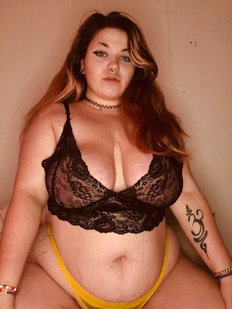 Foto nua vazada do OnlyFans de Your Favorite Milf 
