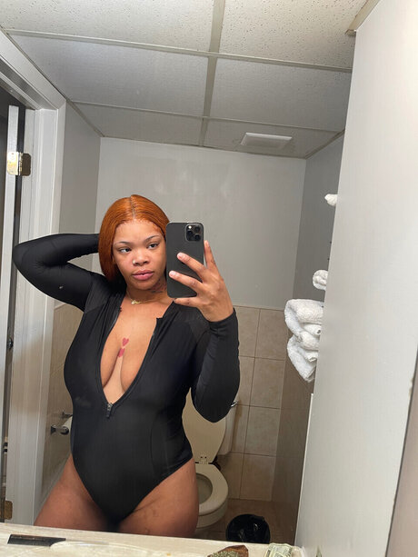Nacktes geleaktes OnlyFans-Foto von Malaysian