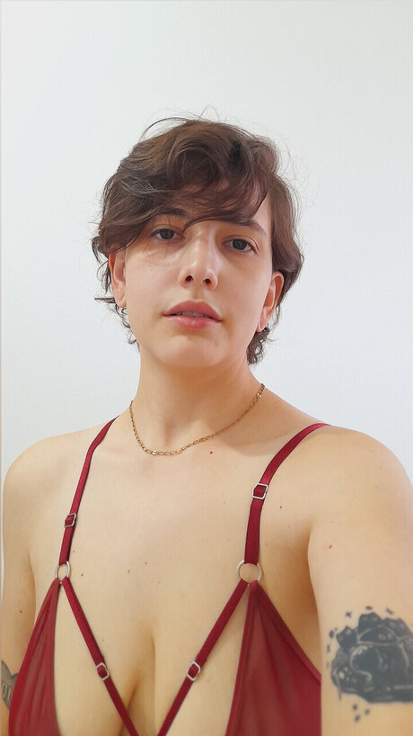 Naakte gelekte OnlyFans-foto van Cas