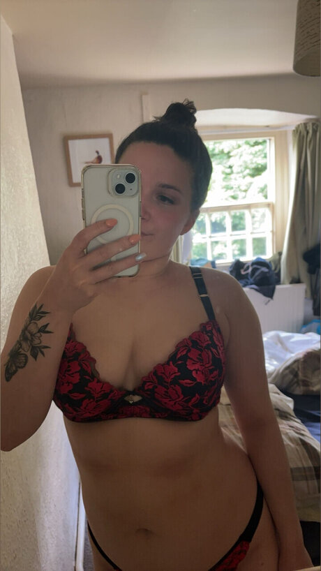 Обнаженная фотография утечки OnlyFans от The Naughty Keeper