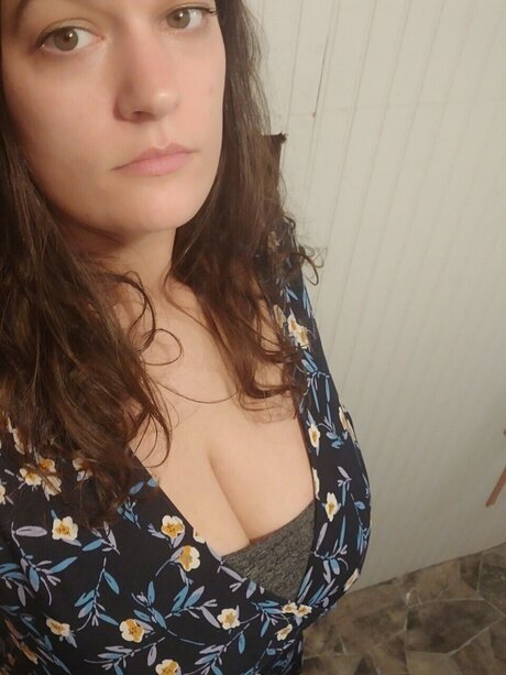 Naken läckt OnlyFans-bild av Layla 