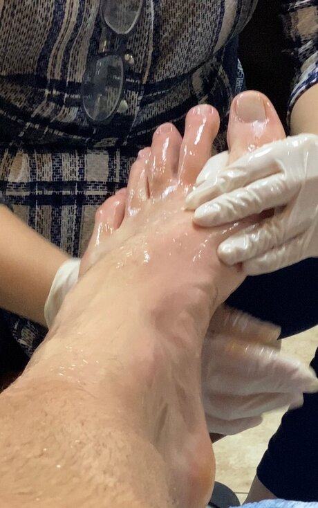Naken läckt OnlyFans-bild av Giantsfeet123