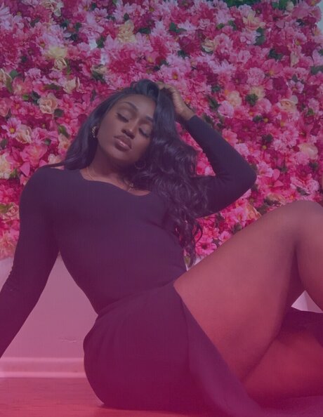 Обнаженная фотография утечки OnlyFans от Onyx