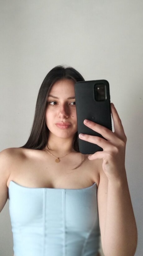 Обнаженная фотография утечки OnlyFans от Vinna 