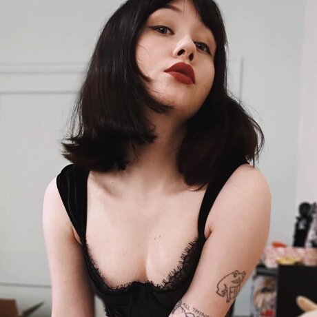 Обнаженная фотография утечки OnlyFans от Anne